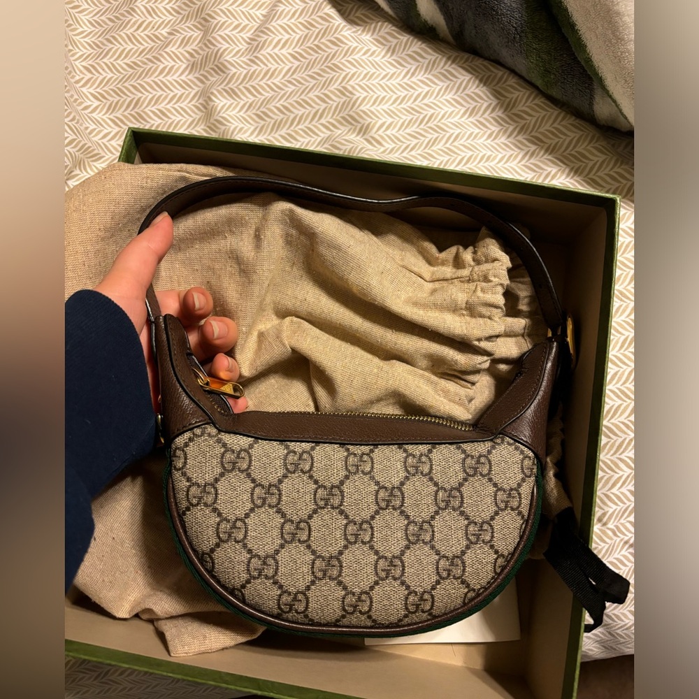 Gucci shoulder bag